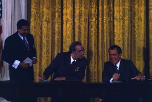 President_Nixon_and_General_Secretary_Brezhnev_signing_Scientific_and_Technical_Cooperation_Agreement