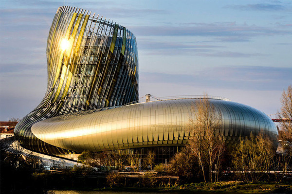 La Cité du Vin bordeaux wine tourism