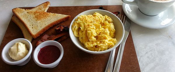 Scrambled eggs and toast brunch